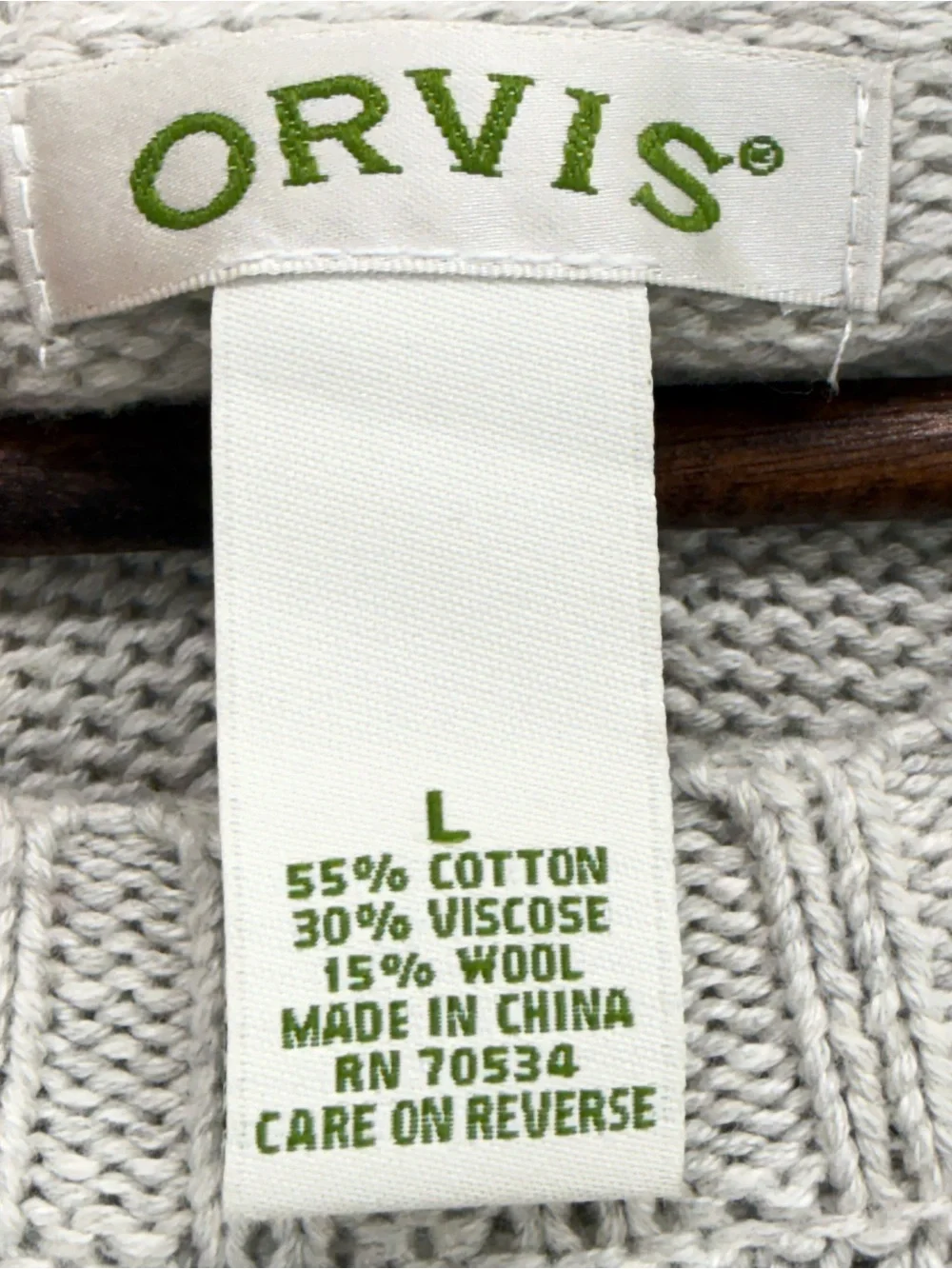 Orvis size Large Women’s Gray Embroidered Snowflake Knit Pullover Sweater